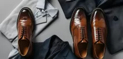 Buty brogsy do garnituru – czym się kierować przy wyborze?
